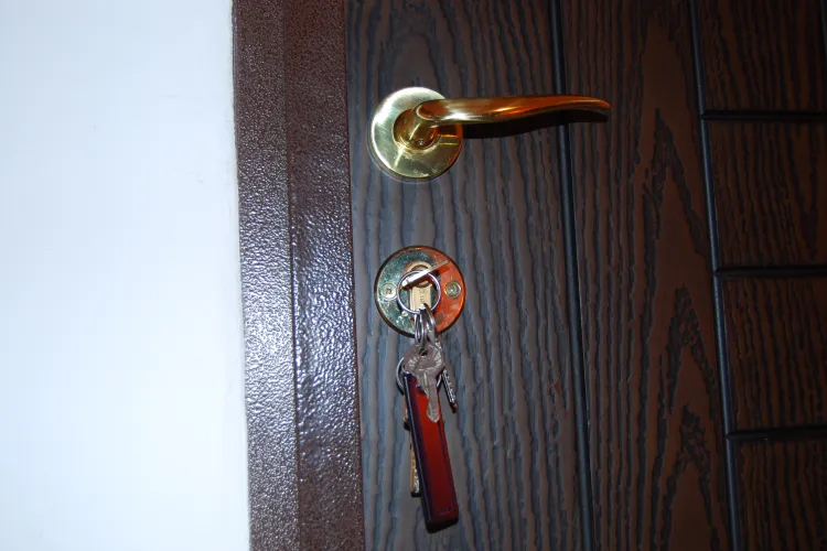 Recidivist clujean prins după ce a furat unelte de mii de euro dintr-un apartament în renovare: A pătruns prin efracție și a sustras scule profesionale