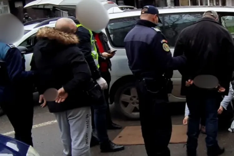 Patru bărbați, prinși după un jaf șocant în Cluj-Napoca: Au păcălit un bunic de 89 de ani și au fugit cu peste 50.000 de lei