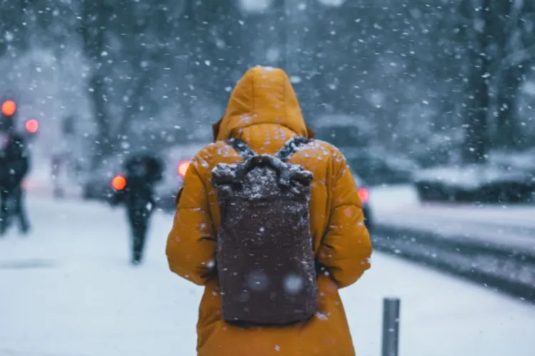 Iarna nu pleacă încă din România: Urmează zile cu frig persistent și precipitații peste normal, avertizează Administrația Națională de Meteorologie