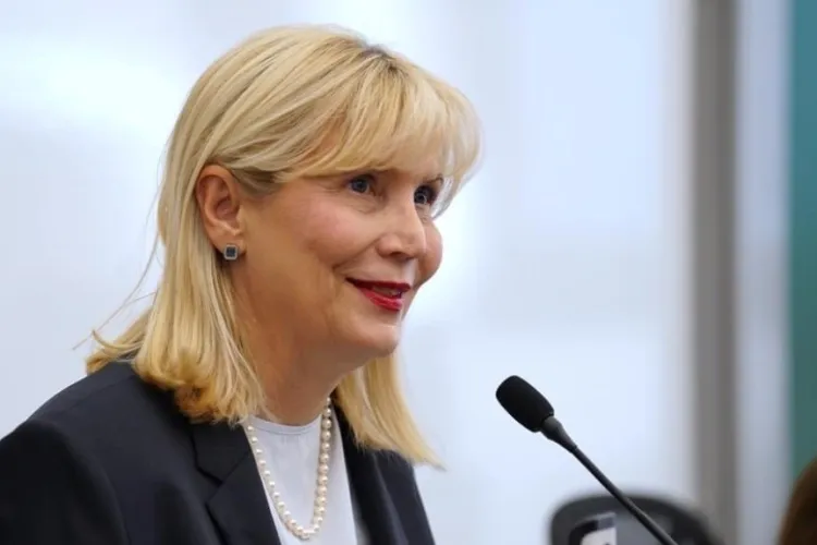 Rectorul UMF Cluj susține ideea lui Bolojan: Medicii formați pe bani publici ar trebui să rămână în România, dar cu reguli clare