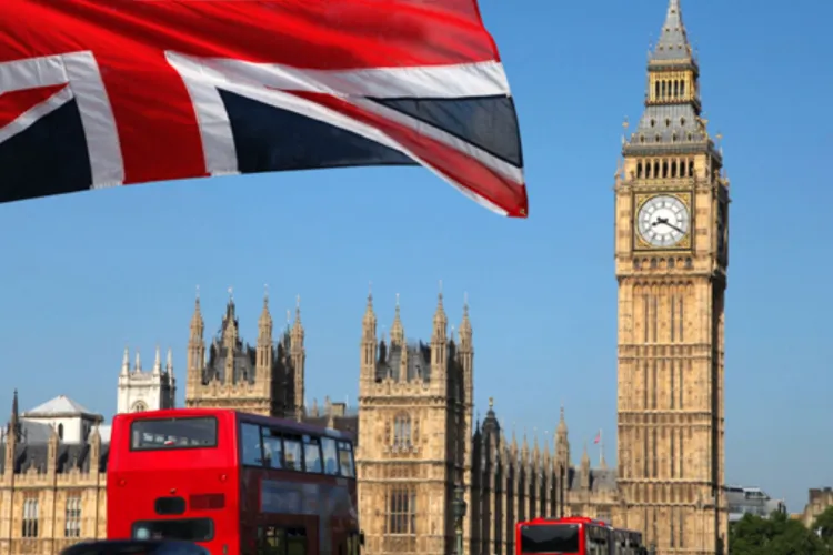 Românii care merg în Marea Britanie au nevoie de Autorizație Electronică de Călătorie din 25 februarie 2026! Cât costă ETA și cum se obține documentul