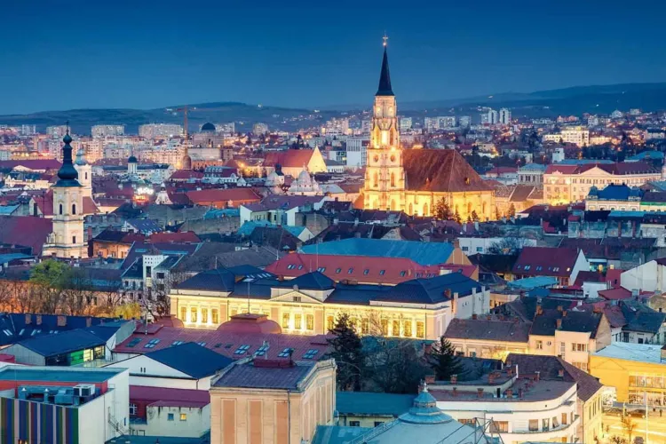 Weekend cu adevărat imprevizibil în Cluj: Sâmbătă temperaturi de primăvară, duminică frig și lapoviță, meteorologii recomandă prudență