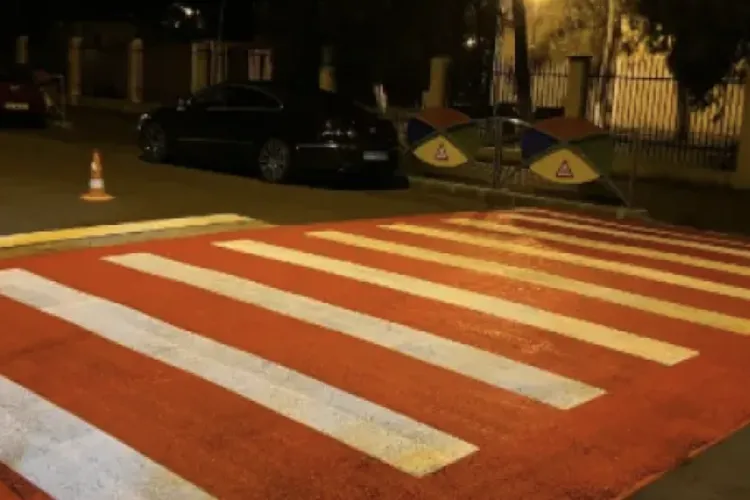 Un simplu semafor ar putea salva vieți în Cluj-Napoca! Clujenii cer soluții moderne pentru pericolul de zi cu zi din trafic: „Ne lăudăm cu un Cluj smart”