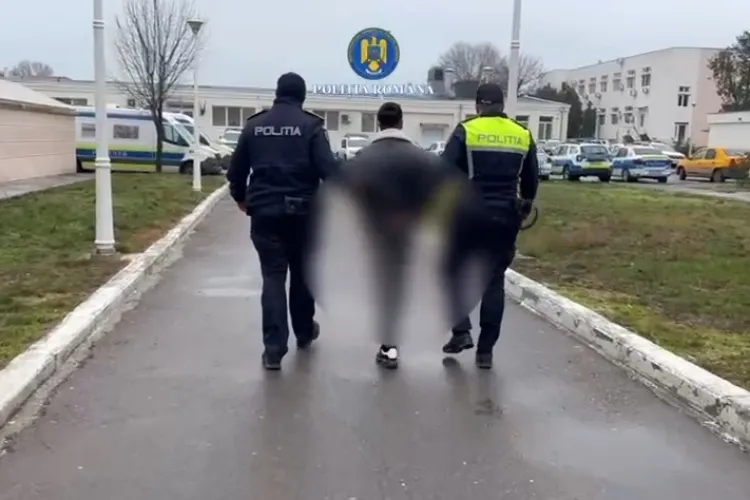 Ce este în minte lor la vârste așa fragede! Un copil de 14 ani, reținut după ce a furat o trotinetă electrică în centrul Clujului