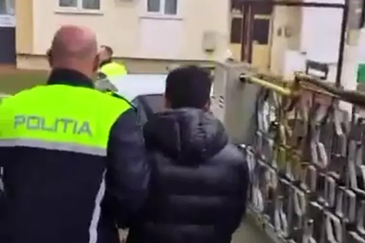 Doi minori din Cluj au amenințat cu cuțitul în mijlocul străzii un adolescent! La doar 14 și 13 ani, cei doi frați au încercat să îi fure banii victimei