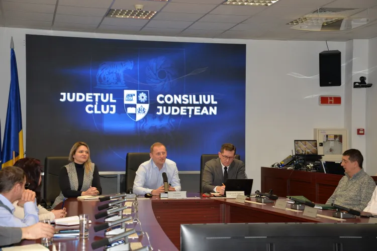 Fără drumuri la ghișeu! Toate primăriile din Cluj se conectează la Ghișeul Unic și urbanismul devine online
