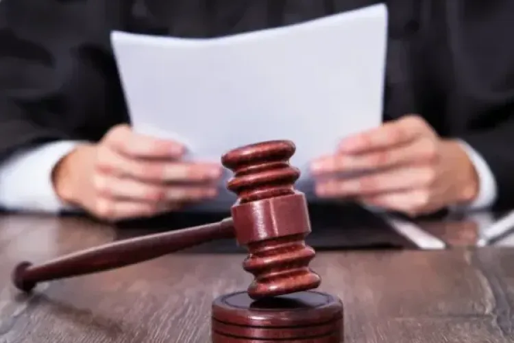 ADIO PENSII SPECIALE pentru magistrați! CCR s-a trezit din adormire și a decis că legea este constituțională