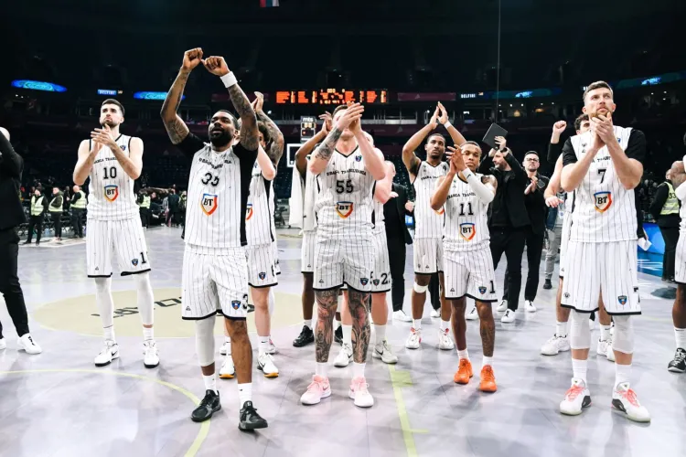 Totul pentru Cupă! Program complet al sferturilor, semifinalelor și finalei Cupei României la baschet masculin. Cu cine se va duela U-BT Cluj