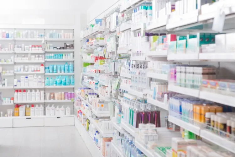 Guvernul schimbă regulile în farmacii: Doar farmaciștii cu drept de liberă practică pot manipula substanțe stupefiante și psihotrope!