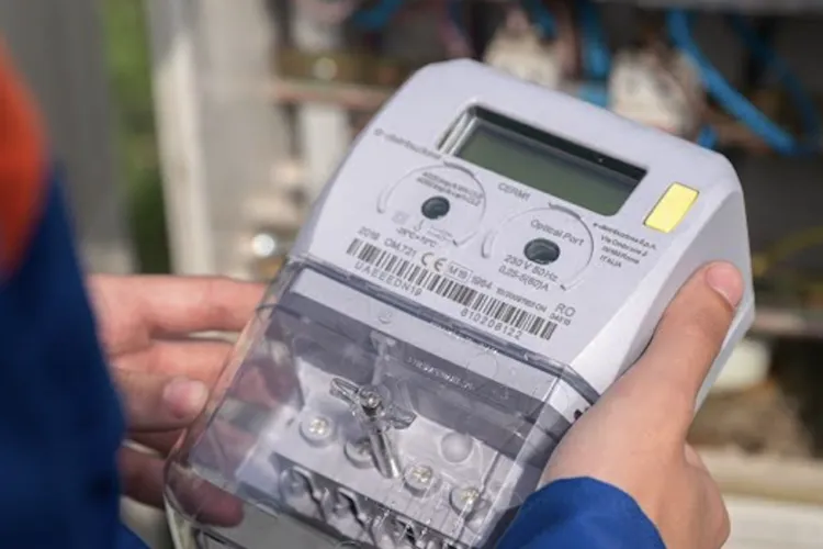 Energia electrică și termică explodează în preț! Transportul feroviar și serviciile de apă, canal și salubritate au urcat și ele masiv