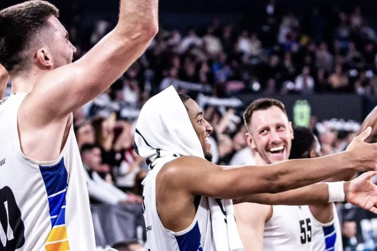 U-BT Cluj, spectacol total în Cupa României! Victorie la 23 de puncte și calificare fără emoții în semifinale la meciul cu Steaua Sharks București