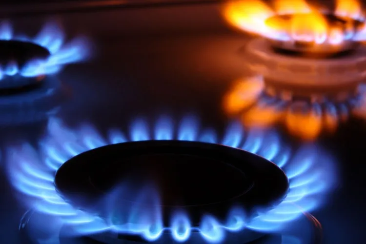 Schimbări majore la gaz: Plafonarea dispare, iar facturile ar putea crește începând cu 1 aprilie 2026. Clujul va fi si el afectat