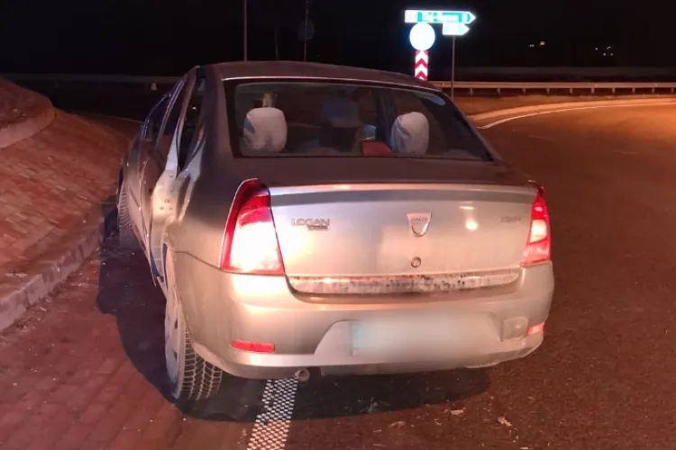 Intervenție de urgență în Cluj, în urma unui accident rutier! Un bărbat de 60 de ani a fost transportat de urgență la spital! A intervenit descarcerarea