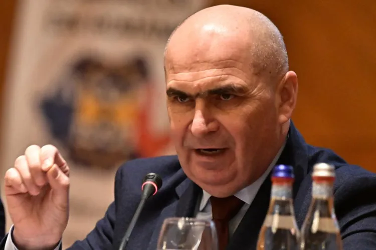 Ilie Bolojan taie în carne vie! Aproape 50.000 de oameni vor fi dați afară. Ce alte măsuri a „gândit” premierul pentru a redresa economia țării