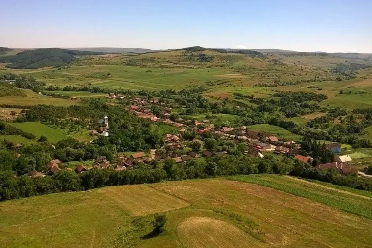 Anunț public: Consultare pentru PUZ și RLU în localitatea Șoimeni, județul Cluj. Unde pot trimite cei interesați comentarii și sugestii