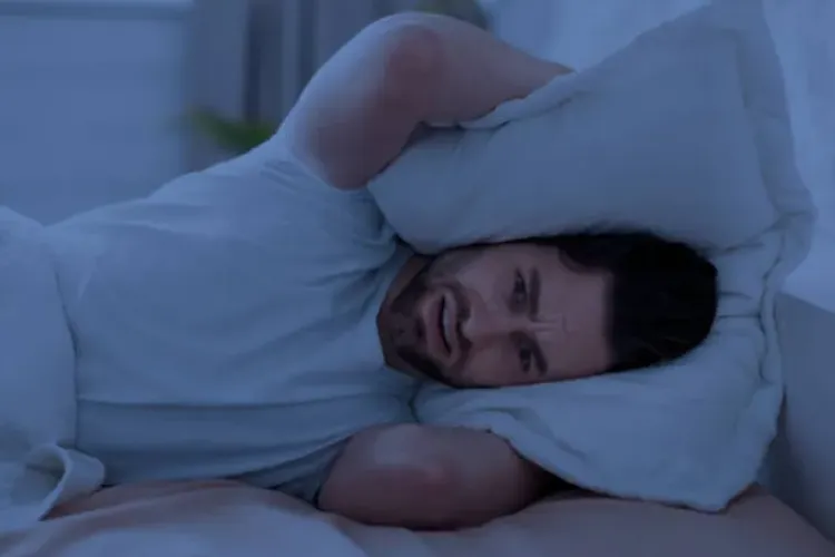 Un locatar din Cluj-Napoca s-a săturat de slujbele religioase și jocurile de societate ale vecinului: „Este disconfort și tulbură liniștea”