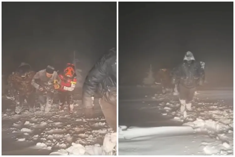 Trei tineri au fost salvați în ultima clipă de pe munte! Salvatorii au urcat prin zăpadă de peste un metru să-i salveze 