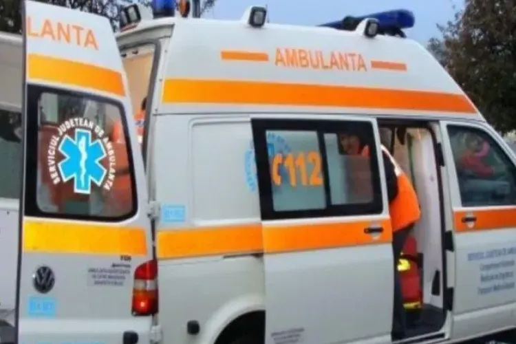 Grav accident în Cluj! Un biciclist de 72 de ani a fost transportat în stare gravă la spital
