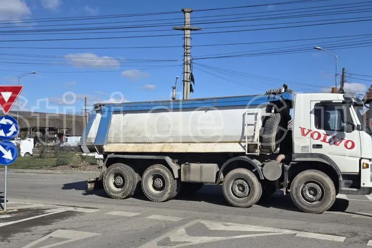 Situație critică pe Bărc 1, în Cluj-Napoca: Locuitorii ies joi în stradă împotriva sensului unic. „Cartierul a devenit autostradă! Ne-am săturat!”