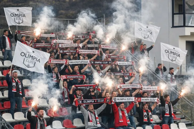 Olimpia Cluj lansează „Peluza Olimpiei”. Ultrașii vor primi eșarfe și steaguri înainte de meciul cu Csikszereda din prima ligă