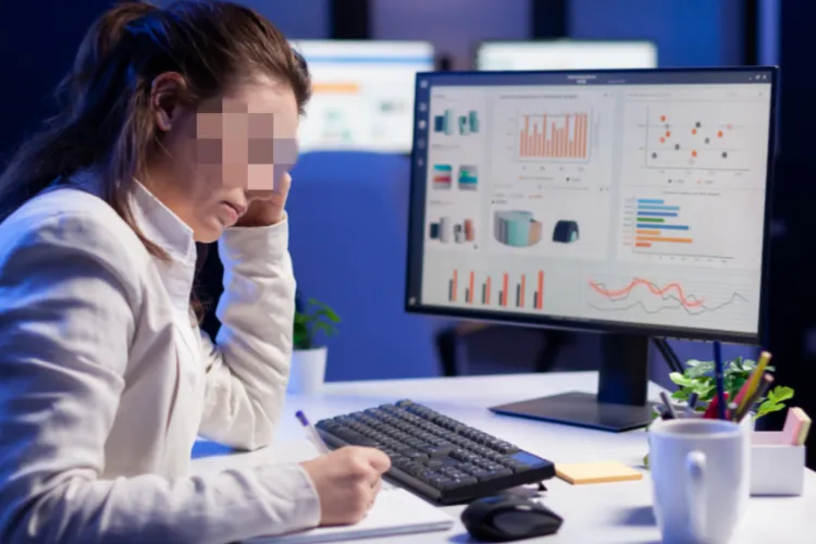 O tânără IT-istă a făcut cursuri de specializare Java Script la o companie din Cluj, dar „a uitat” să le plătească. Cum i-a „reîmprospătat” firma memoria