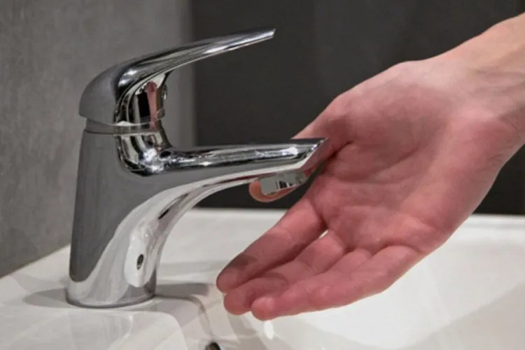 Se oprește apa în mai multe cartiere din Cluj-Napoca: Zeci de străzi afectate din cauza unei avarii majore la rețea