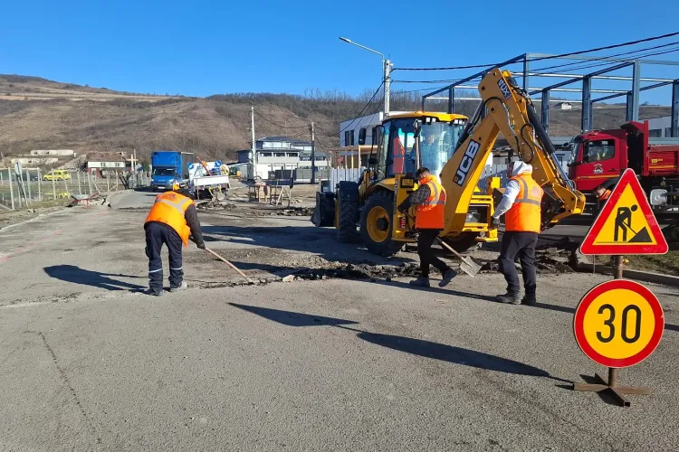 Trafic blocat în Cluj! O stradă importantă va fi asfaltată în următoarea perioadă: Circulație pe un singur sens și timpi de așteptare pentru șoferi!