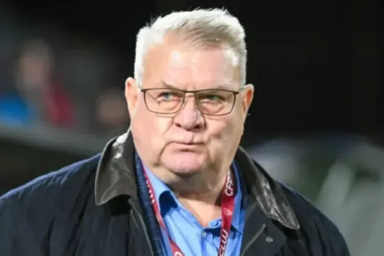 Iuliu Mureșan reacționează după faza controversată de la meciul dintre CFR Cluj și Farul Constanța: „Nu am făcut nimic pentru a influența arbitrajul”