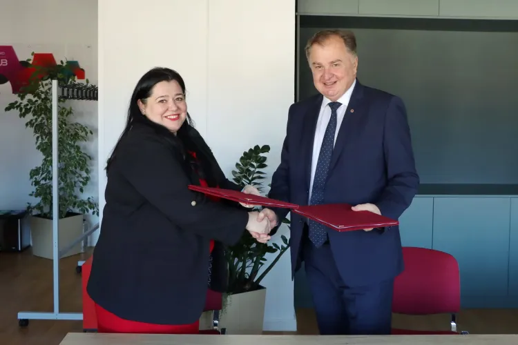 Clujul preia un rol-cheie în securitatea cibernetică a României: Ce a semnat UTCN cu Autoritatea pentru Digitalizarea și ce înseamnă asta