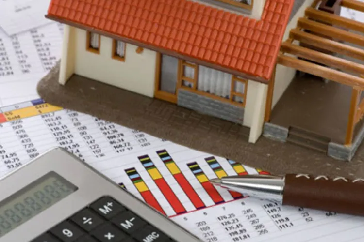 Reduceri la impozitul pe clădiri în Florești, Cluj: Proprietarii imobilelor vechi pot plăti mai puțin, dacă îndeplinesc anumite condiții