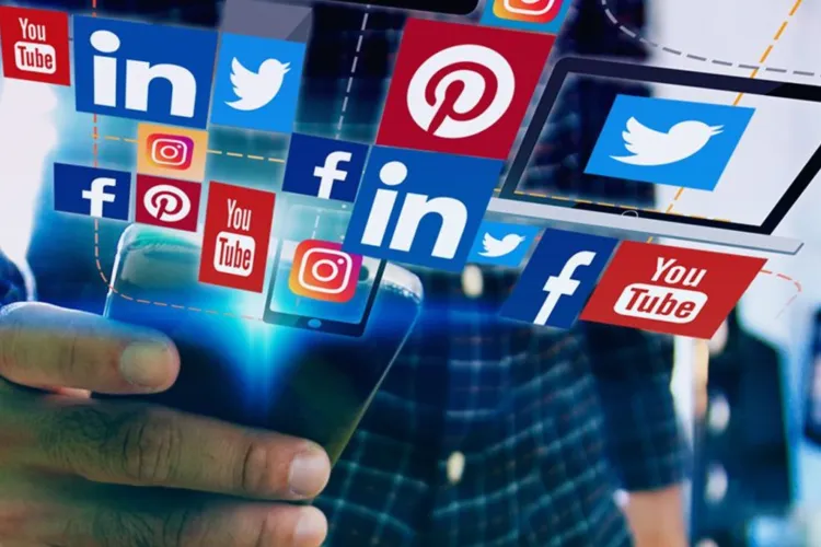 O rețea socială europeană finanțată din bani publici? UE analizează ideea unei platforme care ar putea concura cu giganții tech