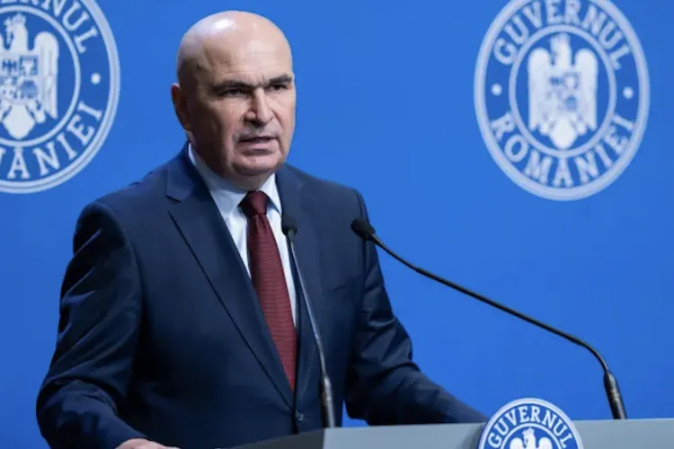 Se reintroduce armata obligatorie în România? Bolojan a răspuns direct după CSAT și a anunțat ce se întâmplă cu tinerii în 2026