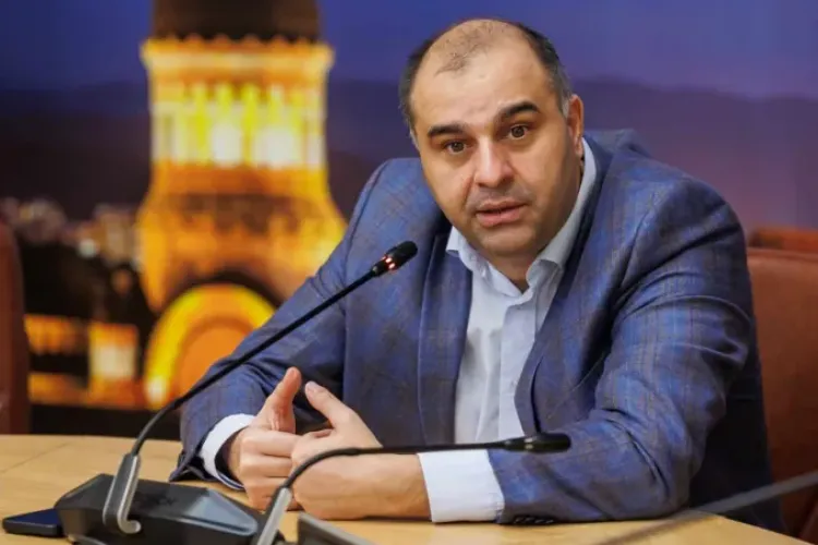 EXCLUSIV. Bruxelles, München și Vatican. Cât au costat deplasările externe ale viceprimarului Dan Tarcea în 2025