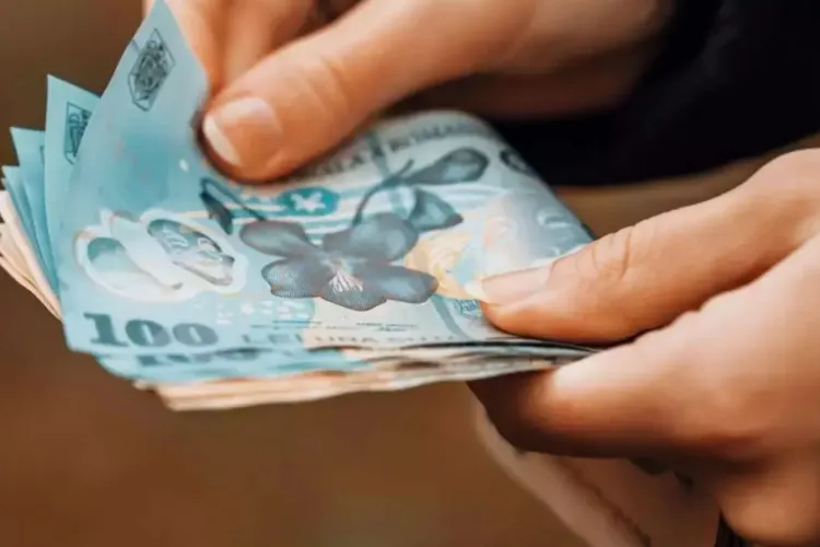 Prima țară din Europa care va garanta prin Constituție plata cu numerar. Oamenii nu vor să audă de plățile cu cardul. Cum va proceda România?