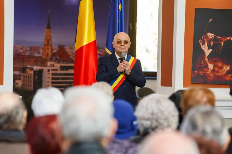 Povești de dragoste care au rezistat jumătate de secol! Aproape 40 de cupluri au fost premiate la Cluj-Napoca FOTO