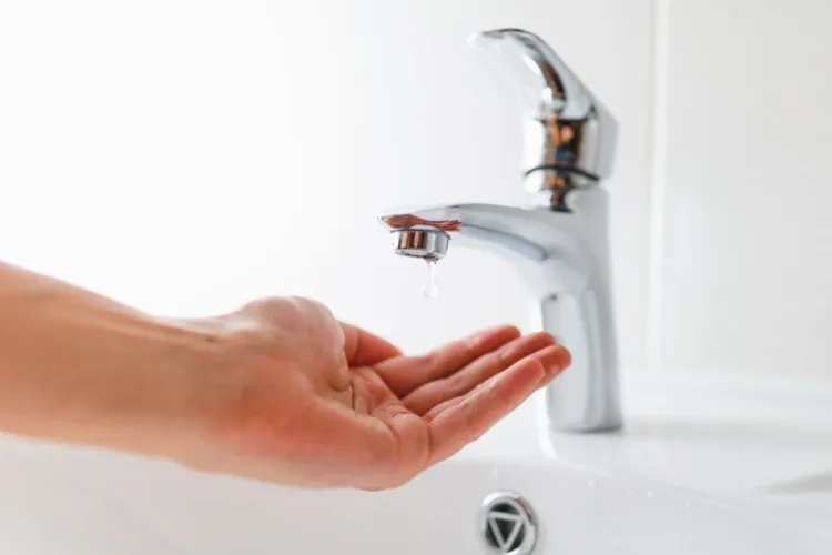 Mai multe localități din județul Cluj rămân zile bune fără apă: Clujenii afectați sunt sfătuiți să-și facă provizii de apă cât mai curând