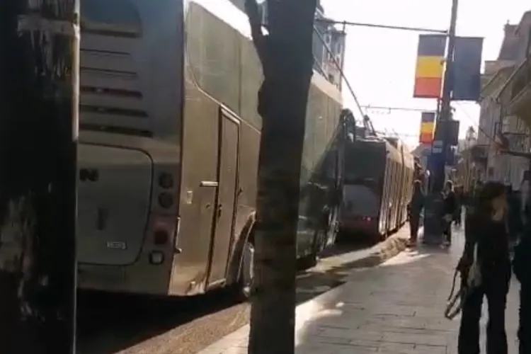 Traficul din Cluj-Napoca, paralizat după accidentul grav de pe Calea Moților. O tânără de 30 de ani a fost lovită în plin VIDEO