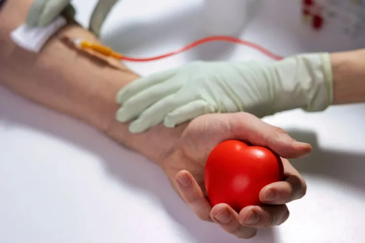 Nicușor Dan a donat sânge chiar în Palatul Cotroceni: Ce mesaj transmite președintele și unde puteți dona sânge în Cluj