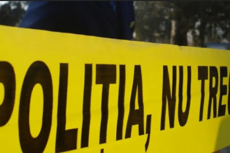 Și-a ucis mama chiar de 8 Martie, după ce aceasta l-a scos de le psihiatrie sub semnătură. Tânărul ar fi dependent de substanțe interzise