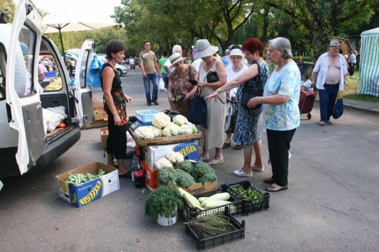 Cum a aratat piata volanta din cartierul FOTO Ştiri de Cluj