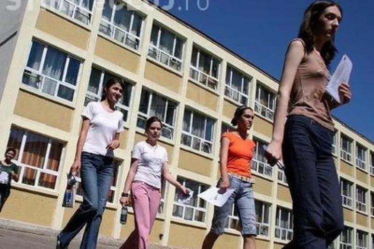 Primaria vrea sa schimbe fata invatamantului clujean, prin modificarea curriculei! COMENTEAZA PROIECTUL VIDEO