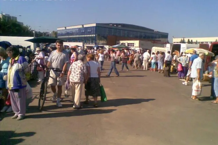 Peste 2.500 de clujeni au vizitat piata volanta de la Sala Sporturilor! Marti, 23 august, se deschide cea din Piata 14 Iulie