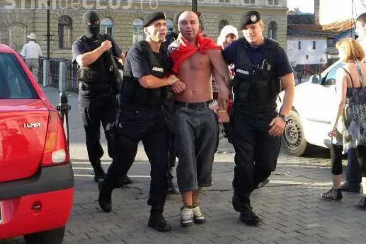 Suporterii TSKA Sofia care s-au batut cu jandarmii, sanctionati cu avertisment VIDEO