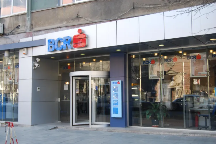 Cardurile BCR, oprite temporar in weekend -ul 27 - 28 august