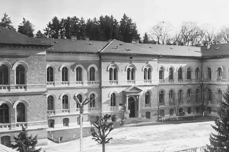 Povestea clădirii din Cluj unde s-a născut medicina legală din Transilvania: Acum în proces de renovare pentru noile generații