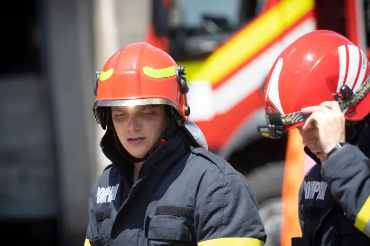 Bilanț alarmant al ISU Cluj: Sute de misiuni în doar trei zile, accidente, incendii și zeci de intervenții SMURD