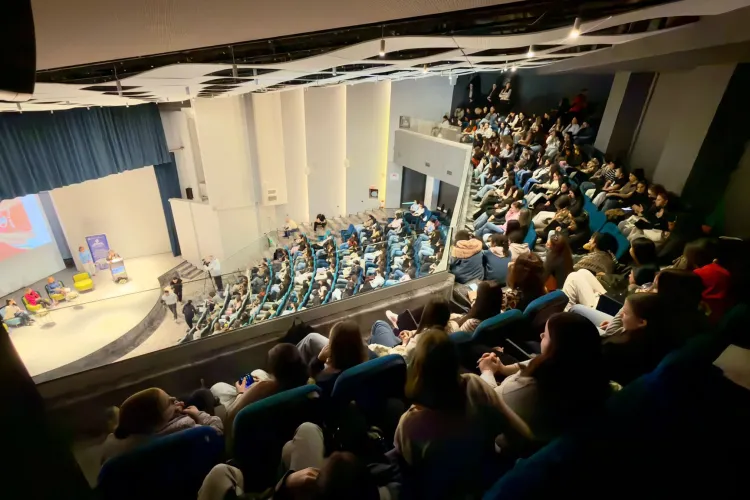 Peste 300 de mame adolescente într-un singur an în Cluj! Ce fac autoritățile pentru a opri acest fenomen: „Nu vrem doar să observăm fenomenul”