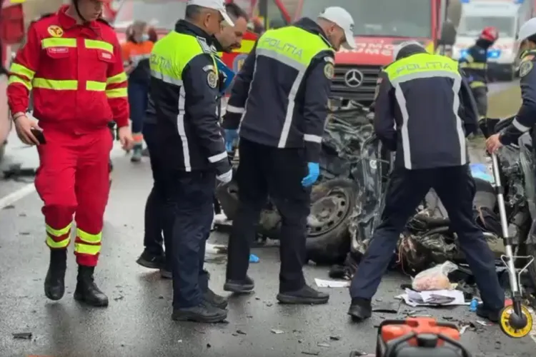 VIDEO. A fost reluat traficul pe ambele sensuri pe E81 după accidentul rgrav de la Sânpaul, Cluj, în care au murit 5 oameni. Între morți, doi adolescenți