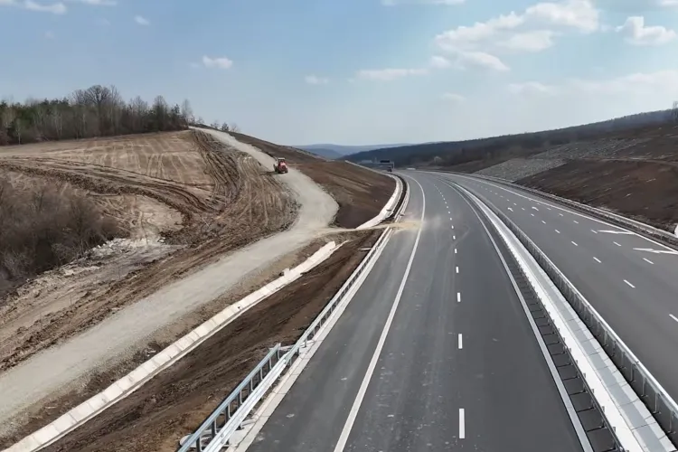 VIDEO. Imagini spectaculoase cu Autostrada Transilvania. Tronsonul dintre Cluj și Sălaj e o bijuterie, parcă suntem în Germania