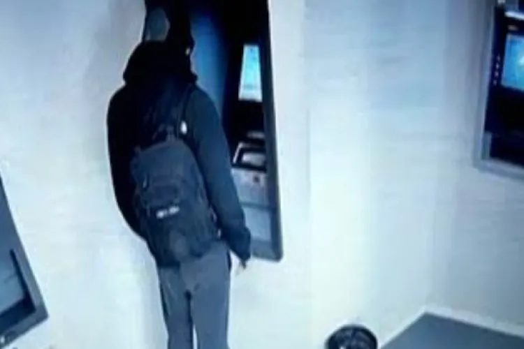 Clujenii sunt OAMENI adevărați! O clujeancă a găsit o sumă impresionantă de bani într-un bancomat BT din Cluj și i-a predat imediat: „Mergeți să-i luați”